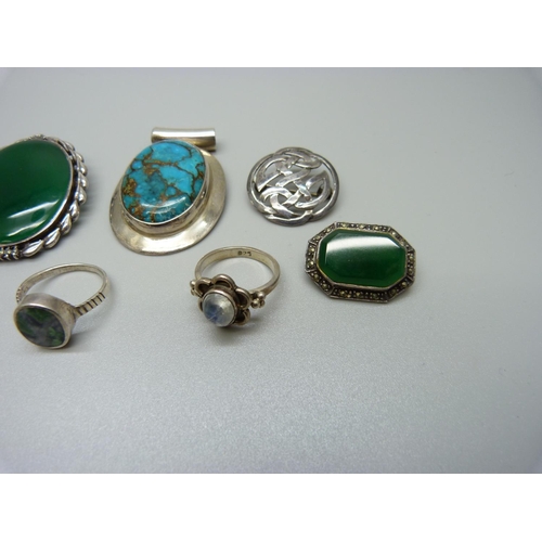 904 - A collection of silver jewellery, (bangle lacking small white stones)