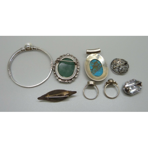 904 - A collection of silver jewellery, (bangle lacking small white stones)