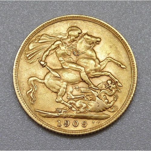 912 - An Edward VII 1909 full sovereign