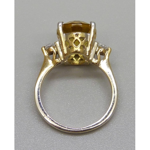 929 - A silver gilt, yellow and white stone ring, N