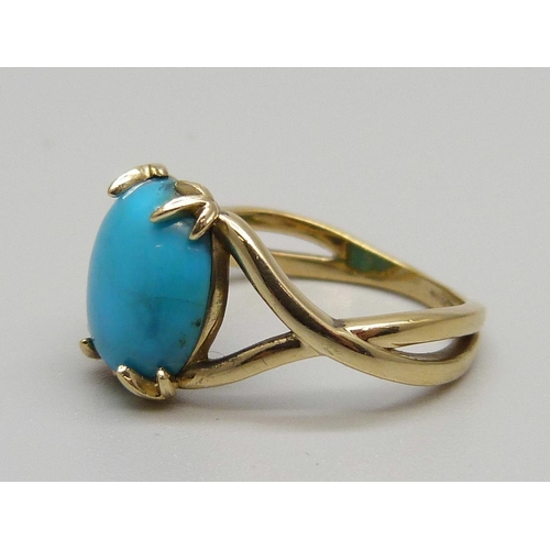 944 - A 9ct gold and 'Sleeping Beauty' turquoise ring, with certificate, 3.2g, N