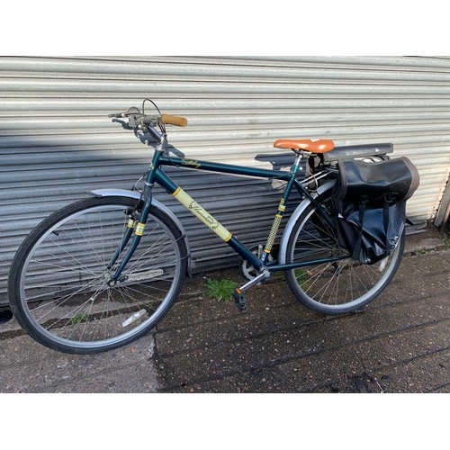 2271 - Stirling universal touring bike