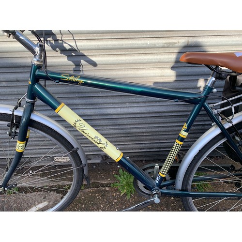 2271 - Stirling universal touring bike