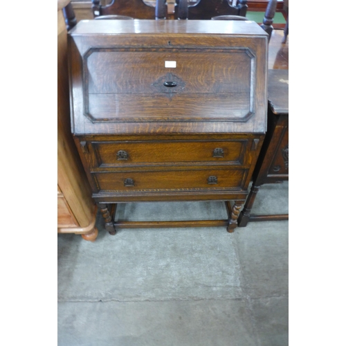 114 - An oak barleytwist bureau