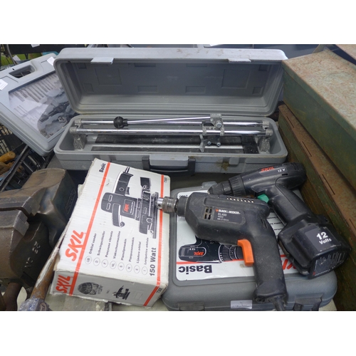 2005 - Black & Decker drill, Skil cordless drill, Skil orbital sander and 300mm tile cutter