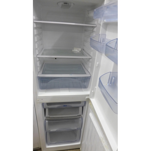 2279 - LEC 60:40 fridge freezer