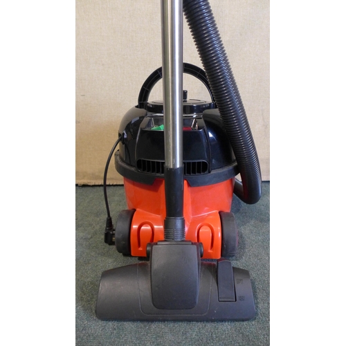 3016 - Henry Micro Hi-Flo Vacuum Cleaner 900671/Hvr200M , Original RRP �129.99 + vat             (269-302) ... 