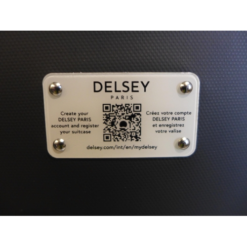 3023 - Delsey 28