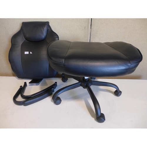 3027 - Bts Chair Ii  Model 51551 (NO FIXINGS) (269-288)   * This lot is subject to vat