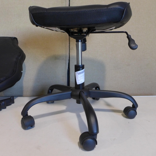 3027 - Bts Chair Ii  Model 51551 (NO FIXINGS) (269-288)   * This lot is subject to vat