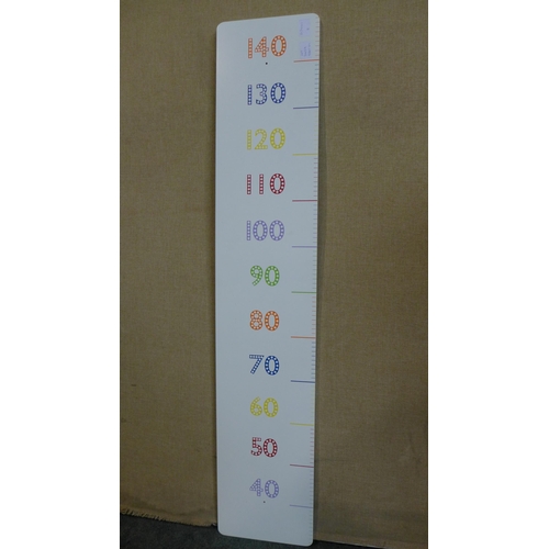 3045a - GLTC ruler height chart, original RRP £36