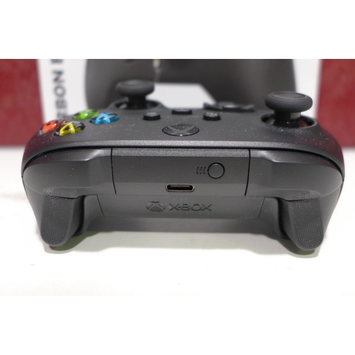 3102 - XBox Carbon Black wireless controller (268-801)  * This lot is subject to vat