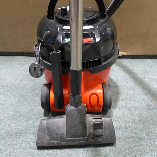 3173 - Henry Micro Hi-Flo Vacuum Cleaner 900671/Hvr200M , Original RRP £129.99 + vat         (268-146)   * ... 