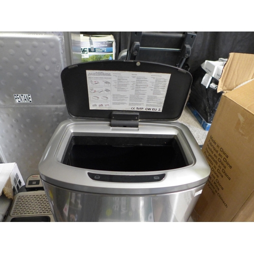 3227 - 80L Eko Trash Can Bin     (268-102)   * This lot is subject to vat