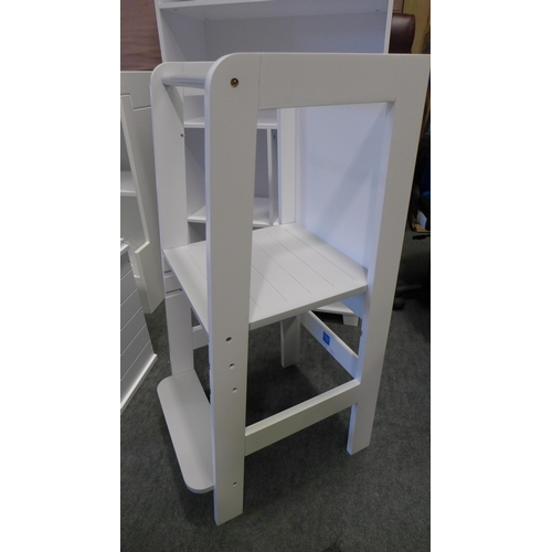 3277 - GLTC Little Helper stool, original RRP £85