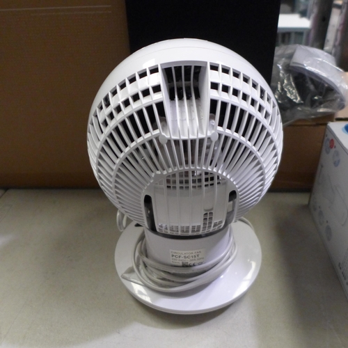 3298 - Iris Woozoo Desk Fan (No Remote)  (269-134)   * This lot is subject to vat