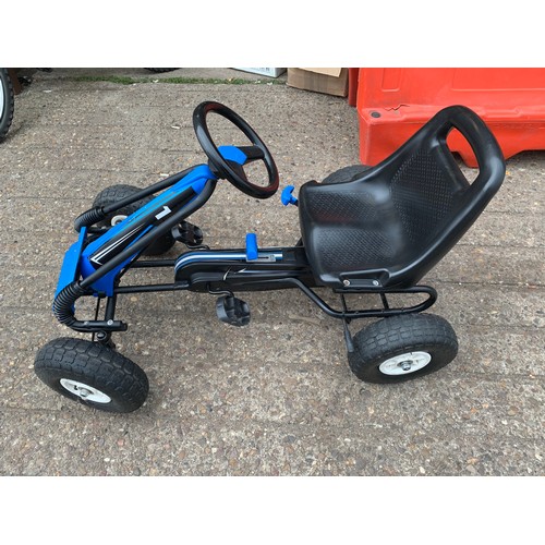 2152 - Slipstream pedal go-kart (blue and black)