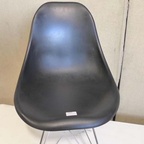 3042 - 3 Black plastic/metal Eames style chairs