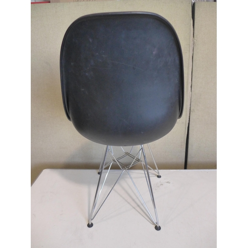 3042 - 3 Black plastic/metal Eames style chairs