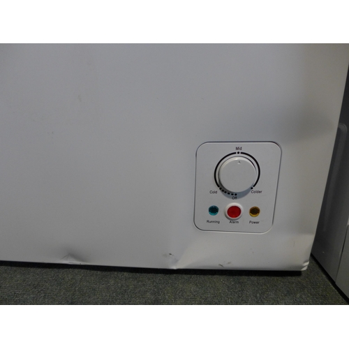 3055 - Hisense White Chest Freezer 198L(Damaged/ Dented Front) - (Model: FC252D4BW1), Original RRP £241.66 ... 