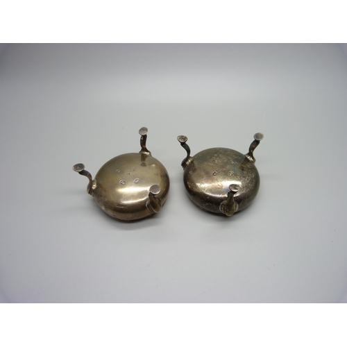 1016 - A pair of silver salts, London1787, 95g