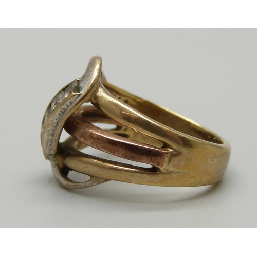 1025 - A 9ct gold ring, set with white stones, 6.4g, N, (a/f around the stone setting)