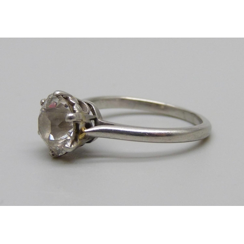 1035 - A circa 1920 platinum set solitaire diamond ring, 1.75ct diamond weight, colour H/I, (estimated), cl... 