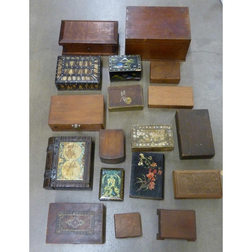 1093 - A collection of wooden boxes including papier mache, a porcupine quill box, cigar boxes (16) **PLEAS... 