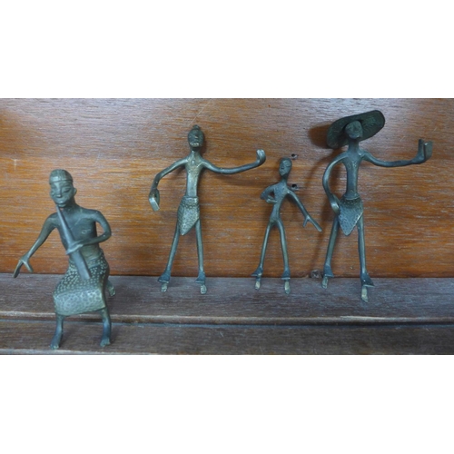 638 - Four antique bronze figures, from Dahomey, West Africa, 10cm