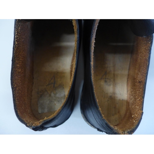 679 - A pair of size 4 dancing clogs