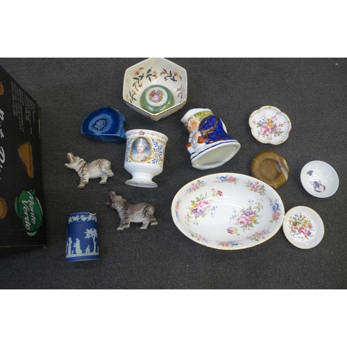 724 - Decorative china and mineral samples and a small Indian School miniature