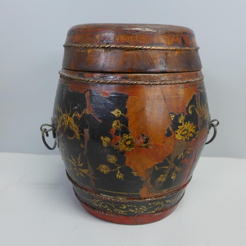 802 - A 19th Century Chinese drum box