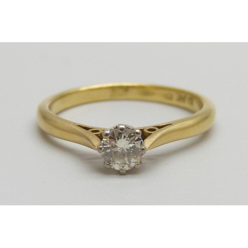 921 - An 18ct gold and diamond solitaire ring, approximately 0.32 carat diamond weight, 2.7g, N