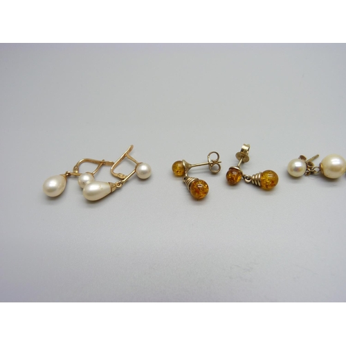 927 - Three pairs of earrings with 9ct gold fittings and a pair of 9ct gold earrings, total weight 8.3g