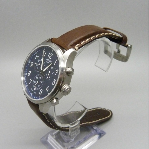 946 - A Tissot 1853 chronograph wristwatch