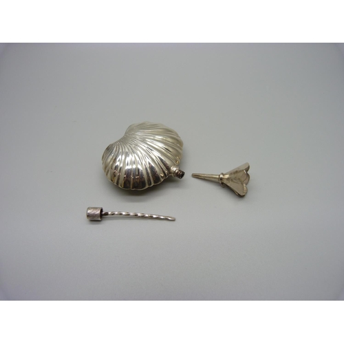 947 - A small silver scent flask and funnel, in original fitted case