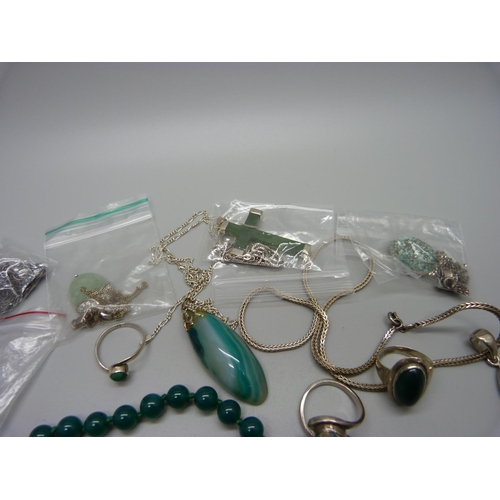 957 - A malachite bead necklace, pearl necklaces, a silver stone set pendant, a silver ring, etc.