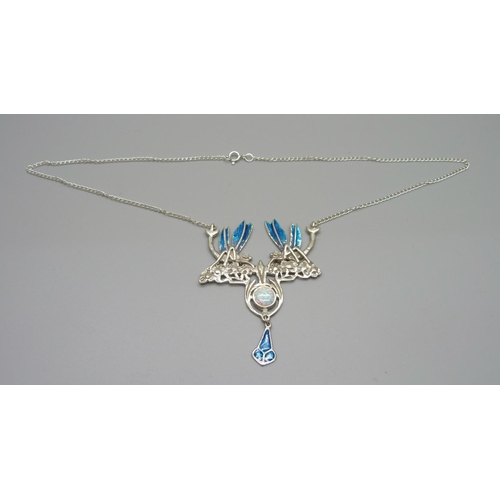 959 - A sterling silver and enamel insect necklace