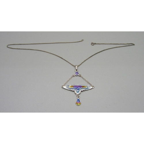 961 - A silver and enamel necklace