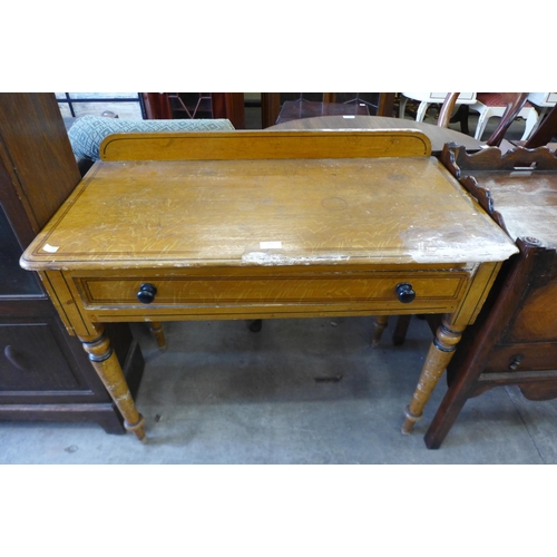 152 - A Victorian scumbled pine single drawer side table