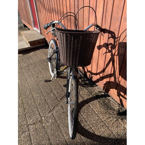 2433 - Holland black ladies Shopper-type bicycle