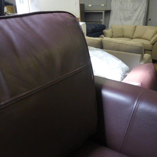 1335 - A Camden-flex dollaro chestnut leather standard chair with banquette footstool