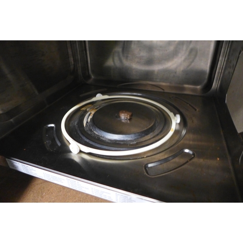 3098 - Panasonic Combi Microwave , Original RRP £164.99 + vat   (269-407)   * This lot is subject to vat