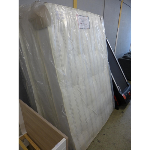 1519 - A 130cm mattress