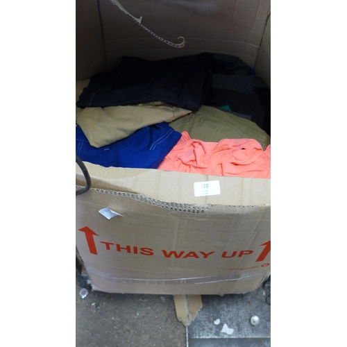 2108 - 50 Items of unworn women's clothing: coat, tops, shorts, trousers, etc.