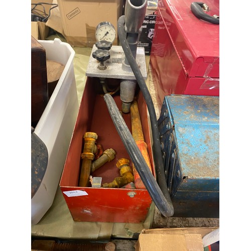 2017 - Rothenburger plumber's pressure/radiator tester kit