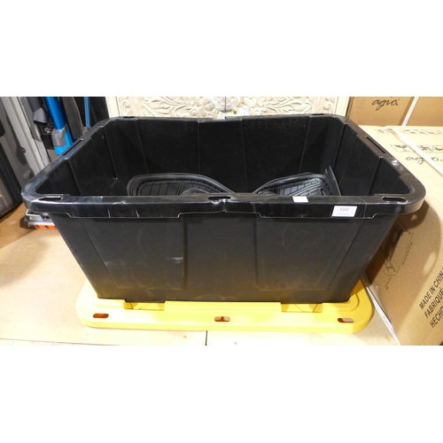 3162 - Michelin Rubber Car Mat and 102L Storage Tote     (269-142,165)   * This lot is subject to vat