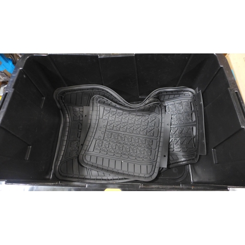 3162 - Michelin Rubber Car Mat and 102L Storage Tote     (269-142,165)   * This lot is subject to vat