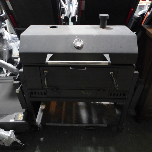 3205 - Masterbuilt Smoke Hollow Charcoal Grill, original RRP £237.41 + VAT * This lot is subject to VAT