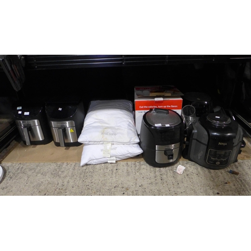 3234 - 2 x Gourmia Air Fryer,Hotel Grand jumbo pillows, Ninja Cooker (All Items Are Scrap) (269-144,322,209... 